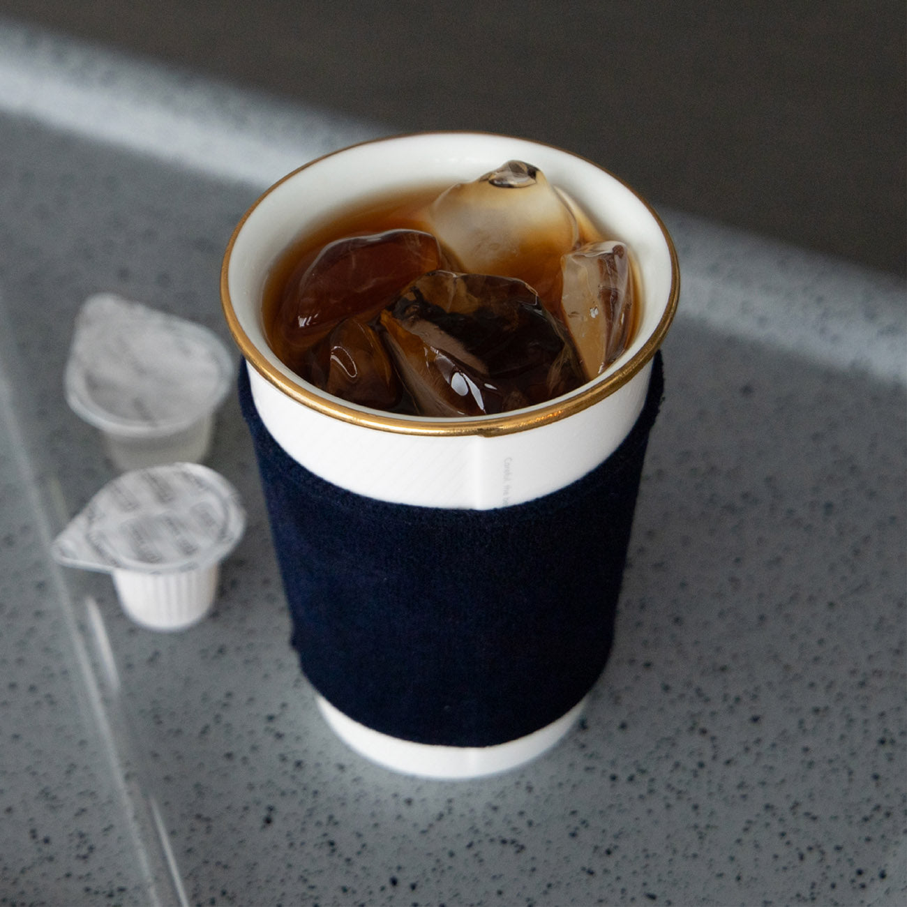 like a Paper Cup (鼓門 金彩) スリーブ付 (インディゴ)