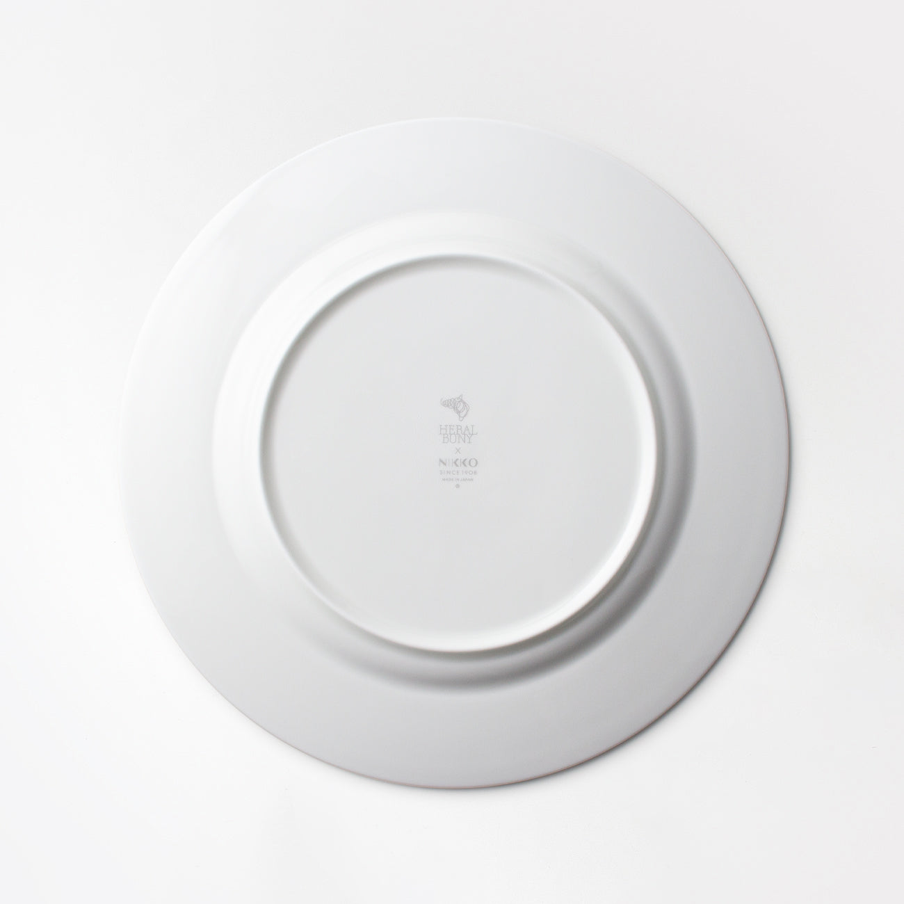 ART PLATE 25cm Sanae Sasaki 「(無題)(丸)」