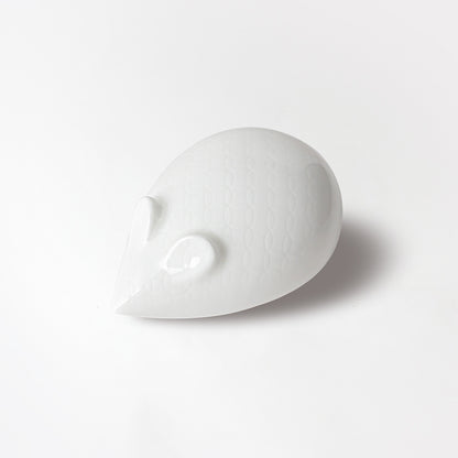 ねずみ (白)