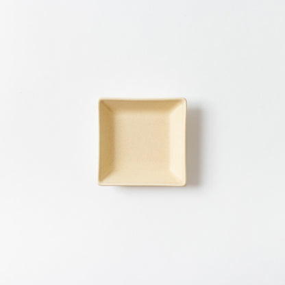 7.5cm角小皿 クリーム
